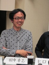 脚本、演出、出演を務めるアンガールズ田中。テレビとはまったく違う才能あふれる田中の姿は必見。