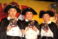 「三銃士/王妃の首飾りとダ・ヴィンチの飛行船」のBlu-rayとDVD発売記念イベントに登場した我が家。