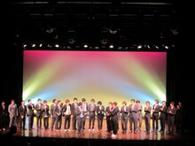 「FKD48 5th LIVE ～明確～」に出演したアルコ＆ピース、オジンオズボーン、かもめんたる、キャン×キャン、三拍子、磁石、タイムマシーン3号、ダブルブッキング、トップリード、流れ星、ななめ45°、Hi-Hi、風藤松原。