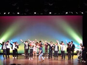 最後は山本の決めゼリフ「ダメだこりゃ」のあと、全員でななめポーズ。