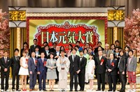 「日本元気大賞～決定！日本を元気にしたNo.1住みます芸人！～」の一場面。(c)ABC