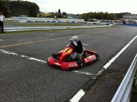 レース前の意気込みで「勝つばっかりなんで、ごぼうぬきしてやります」と言って4位に終わった菊地。恥ずかしそうに去っていった。