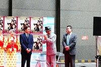吉本興業創業100周年を記念した「吉本百年物語」第3弾6月公演「舶来上等、どうでっか？」制作発表記者会見。(c)吉本興業