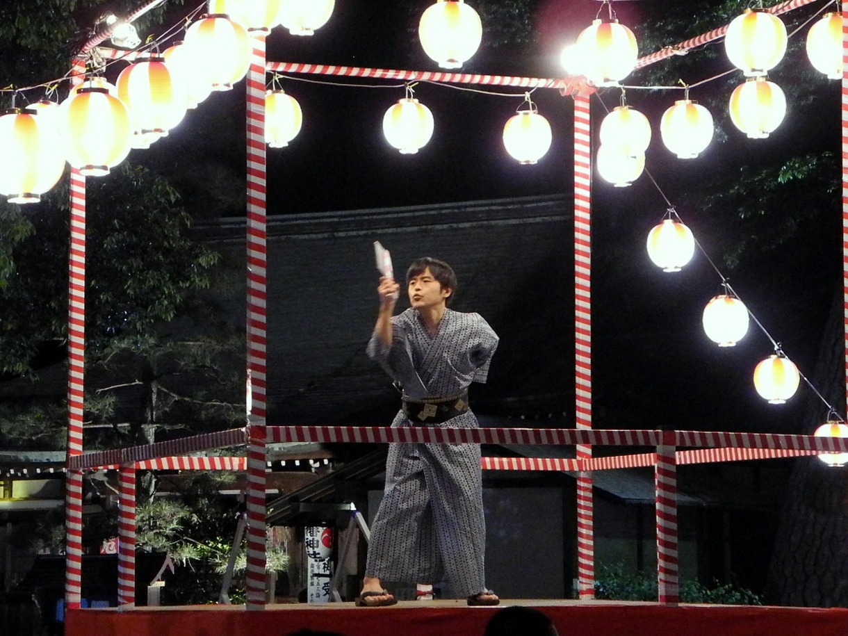 映画「バカリズム THE MOVIE」本番撮影の様子。