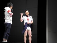 DVD「おどおどオードリー」発売記念イベントの模様。