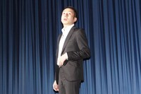 渡部篤郎のモノマネをする我が家・坪倉。