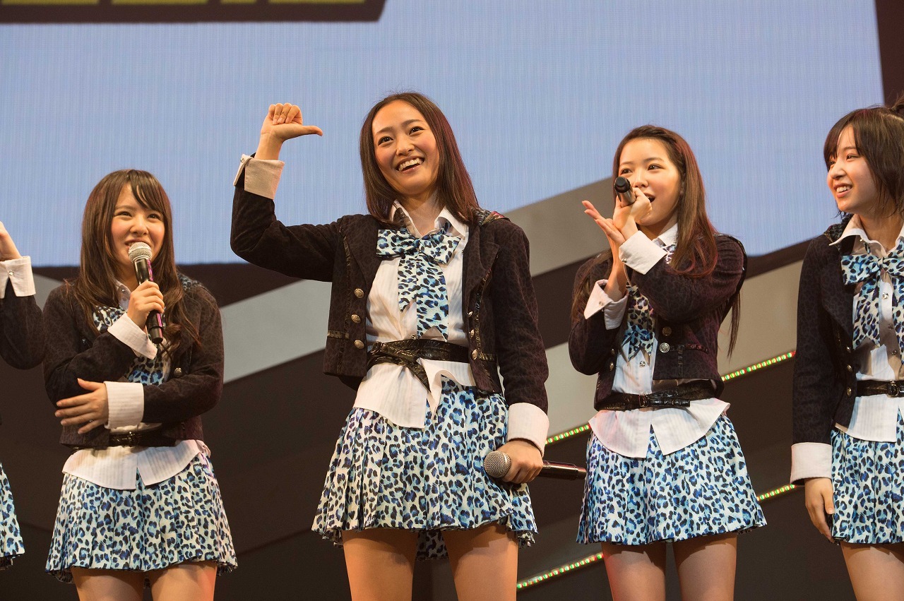 「『見逃した君たちへ2』～AKB48グループ全公演～ A3rd『誰かのために』」の様子。