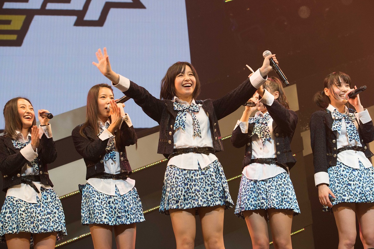 「『見逃した君たちへ2』～AKB48グループ全公演～ A3rd『誰かのために』」の様子。