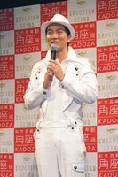 記者から「過去の女性問題は整理できましたか？」と尋ねられ「できました！」と言い切った収納王子コジマジックことオーケイ小島。