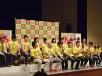 「カンコンキンシアター26『クドい！』 ブラジル美女＝巨尻＊個人の感想です。」会見の様子。
