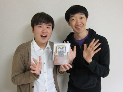 DVD「ラバーガール ソロライブ『ジェイコブ』」を発売したラバーガール。