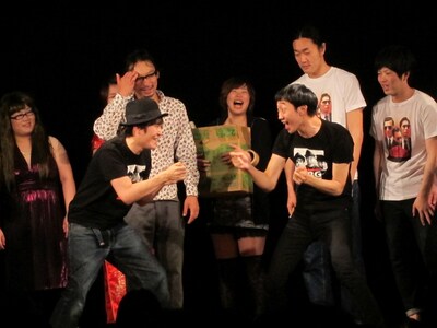 「鬼ヶ島軍団VSラバーガールフレンズ 第三章」で初めて敗北したラバーガール。