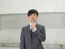 母親が生活保護費を受給していたことを認め謝罪した次長課長・河本準一。