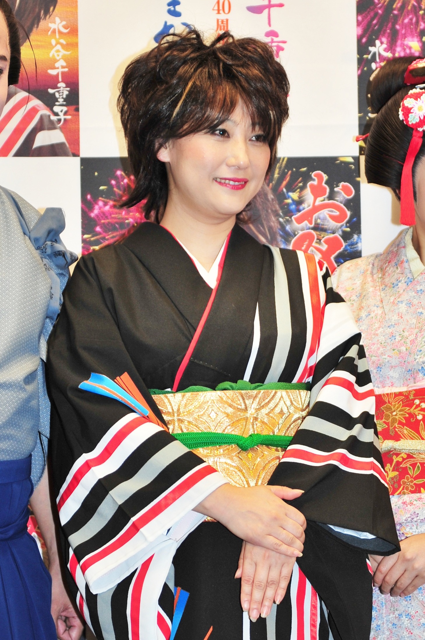 水谷千重子