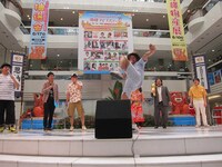 新しいドドスコを披露した楽しんご。