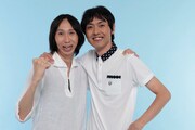「ワタナベエンターテインメントライブスペシャル」に出演するアンガールズ。