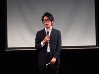 主催のザブングル松尾。