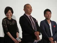 広末涼子、広末の兄役を演じたTKO木下、大谷健太郎監督。