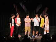 3本目のネタの前説を務めたLLRとロシアンモンキー。