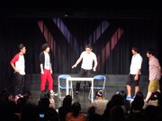 町のベーカリーズにコントをプレゼントしたシソンヌじろう。LLRはじろうのネタへのこだわりエピソードを披露。