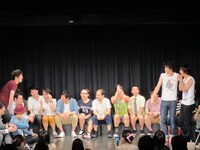 大に加勢する遠山。