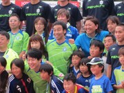 ファンとの記念撮影。