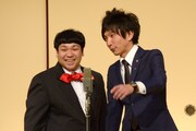 昨年「漫才新人大賞」で優勝したコンパス。