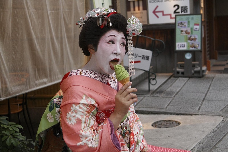 7月28日に第2弾が放送される「和田アキ子のニッポン爆笑珍道中!! 高田マネージャー付き」。写真は第1弾の様子。（c）中京テレビ