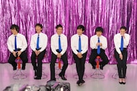 写真左から、東京03、劇団ひとり、バカリズム、早見あかり。