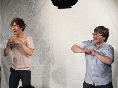 新宿シアターミラクルにて単独イベントライブ「カクツキ」Vol.2を行ったタイムマシーン3号。