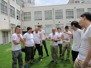 ポスター撮影時の様子。