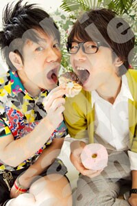 “スイーツ男子”サンプル画像（ブロードキャスト）。(c)吉本興業