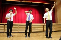 ネタをいつもより近くで披露するBコース。(c)河村正和（フォトプロ）