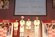 審査発表を前にする4人。