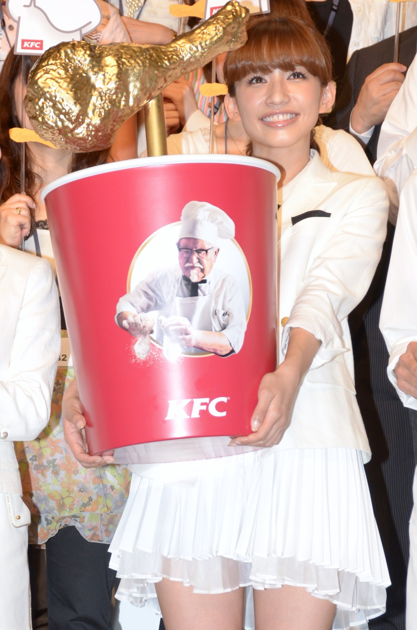 優木まおみ
