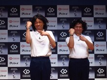 コラントッテをつけて当たり前のことを言うCOWCOW。