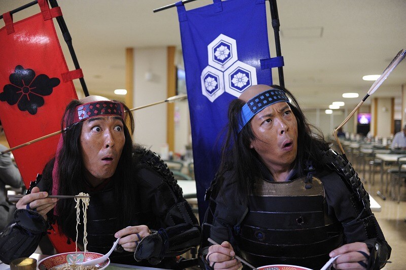 「大河ドラマ大作戦」に出演するテツandトモ。(c)NHK