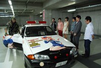「–痛車大集合☆キカク-」の一場面。(c)ひかりTV