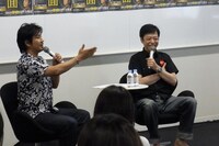 「月光ノ仮面」DVD発売記念ミーツ＆グリーティングスの様子。(c)吉本興業