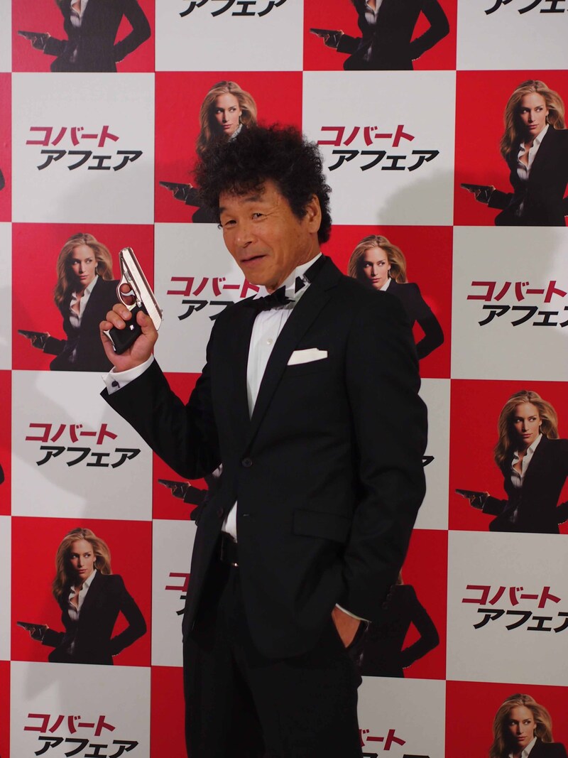 ギャグ100連発CMアテレコ収録に挑んだ間寛平。