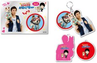 「このへん!!トラベラー　プレートキーホルダー（チュートリアル徳井＆トラ）」イメージ。価格は840円。