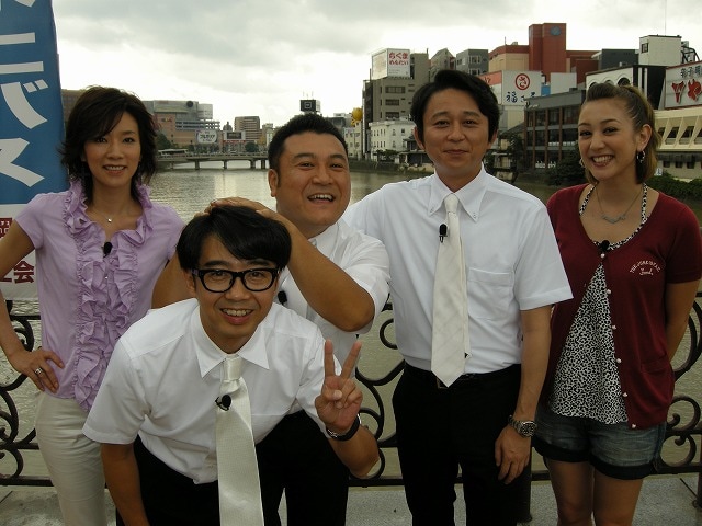 8月4日（土）放送、おぎやはぎ矢作、アンタッチャブル山崎、有吉弘行、SHELLY、真琴つばさ出演の「美女と野獣の嫁探しツアーin九州」(c)FBS