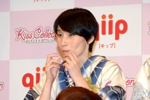 キス顔をするとき「ホタルイカにかぶりつくイメージを思い浮かべた」というハリセンボンはるか。