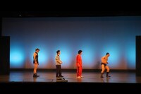 体が入れ替わってしまったRGを見つめる浜本、清水、HG.