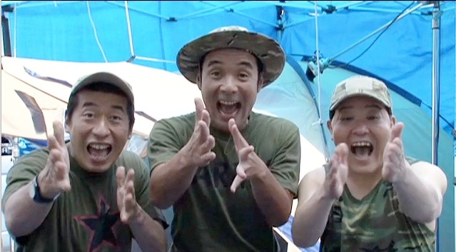 映画「THE GREY 凍える太陽」公開記念として“過酷宣伝部”を創設したダチョウ倶楽部。