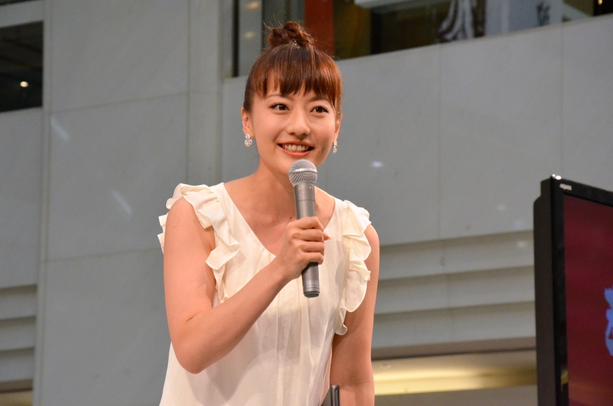 イベントの司会を務めた島本真衣テレビ朝日アナウンサー。