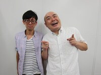 新宿カウボーイ。「5556ライブ」「漫才ゴールデン街」などのライブにも毎月出演中。