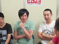 黒純軍団のポテト少年団・内藤と中谷。チーモンチョーチュウ菊地とエリートヤンキー橘は多忙のため欠席。