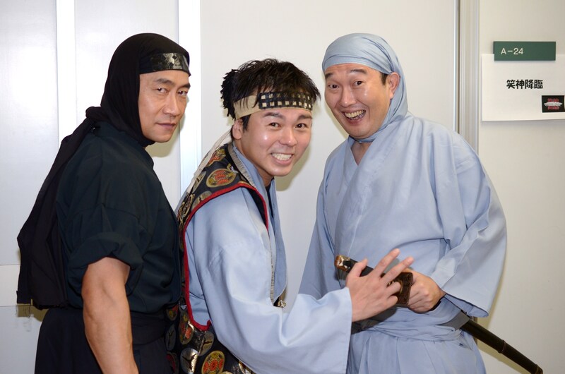 「笑神降臨」に出演するカンカラ。