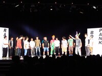 ビリビリに破れたTシャツで社員の制止を振り切り約束を果たしたパンクブーブー。